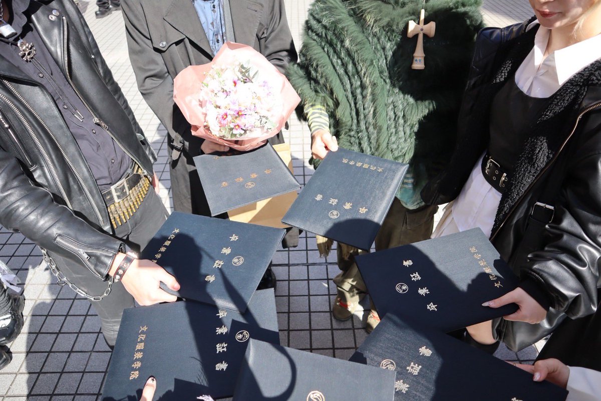 鎌形カヅキ tweet media