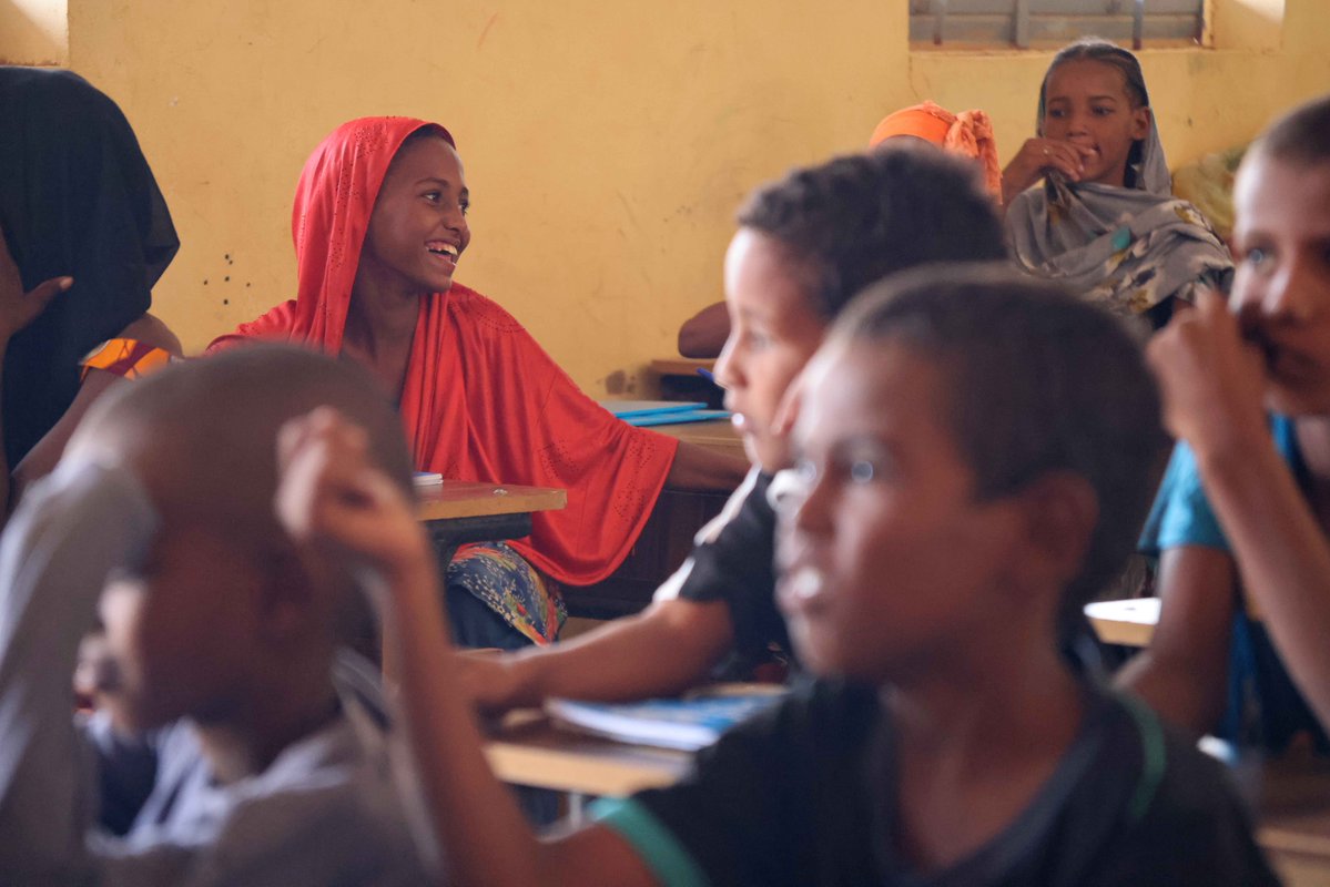 RET International tweet media