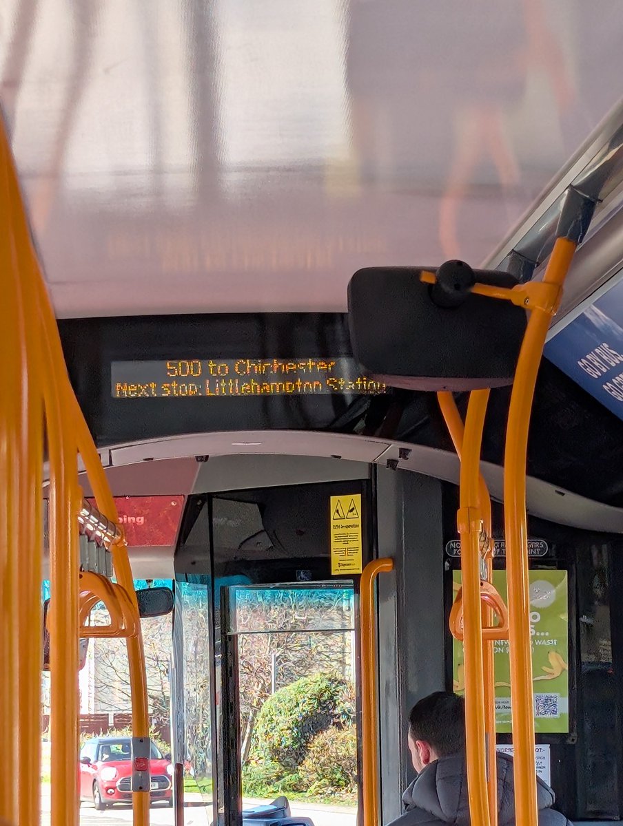 Emily Hornett 🚌 ✈️ 🏳️‍⚧️ tweet media