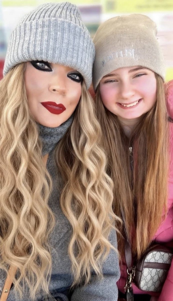 Helen Clayton tweet media