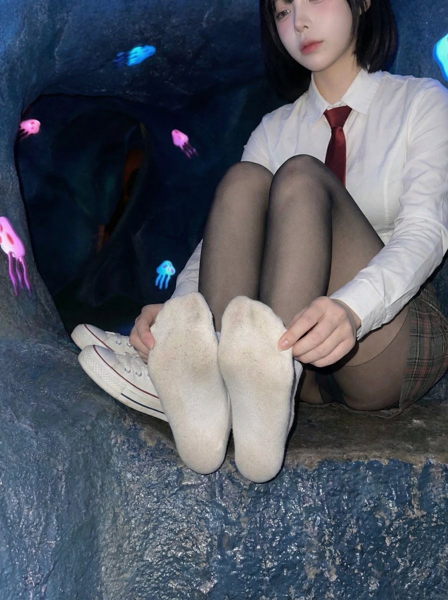 korean_stocking tweet media