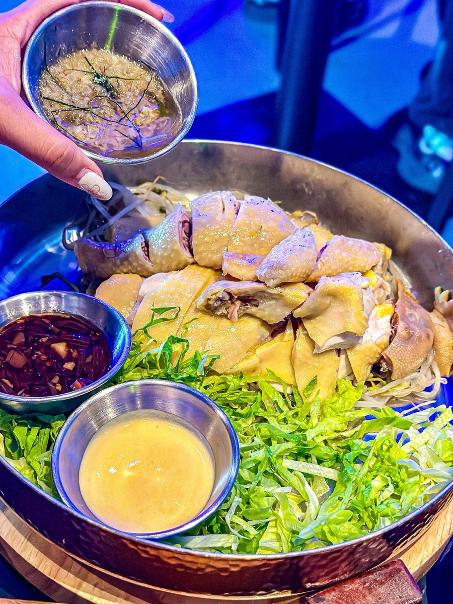 Gavin Davis tweet media