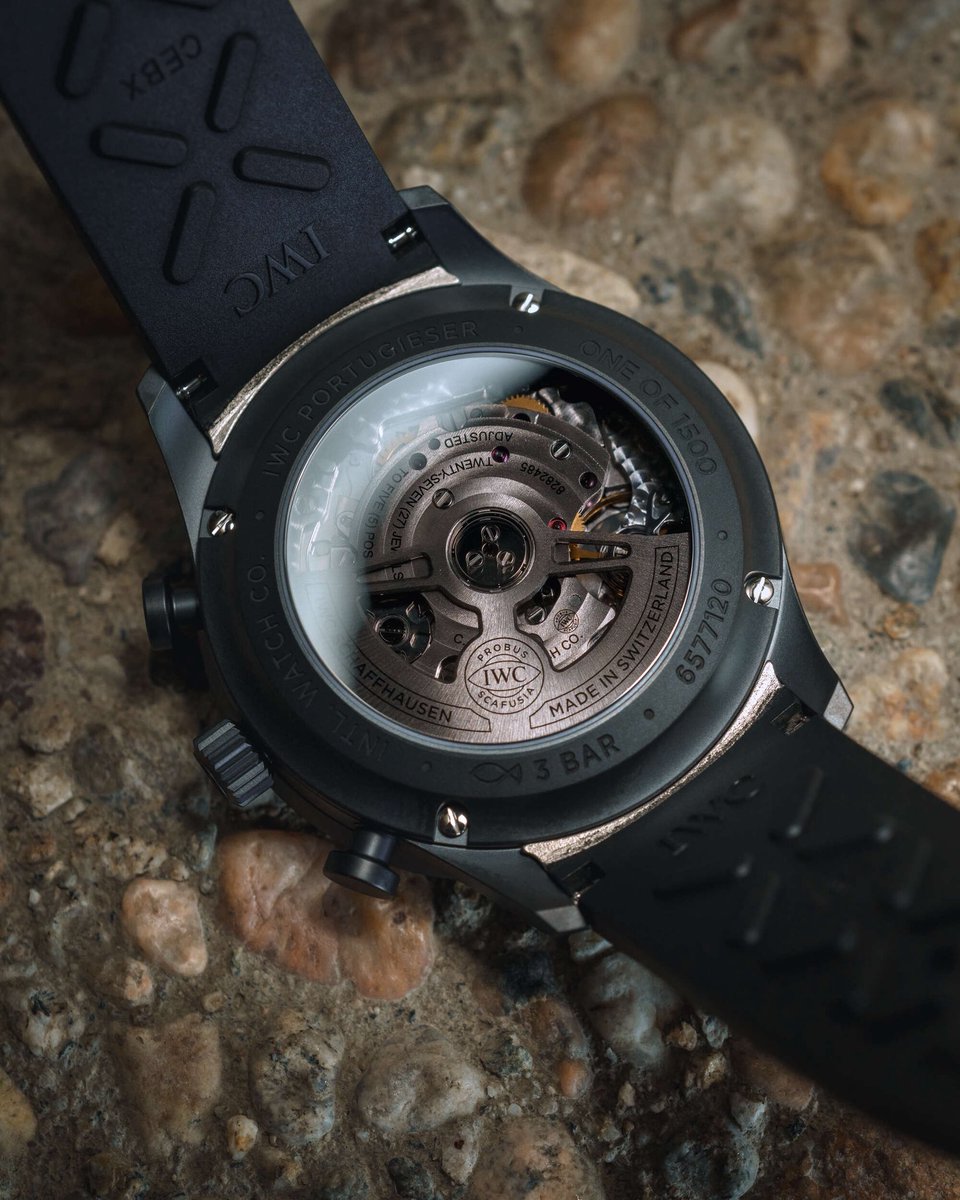 aBlogtoWatch tweet media