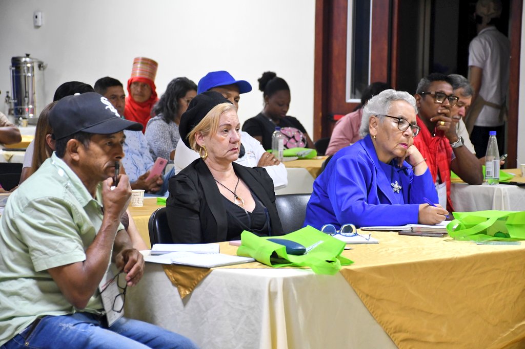 Agencia de Prensa IPC tweet media