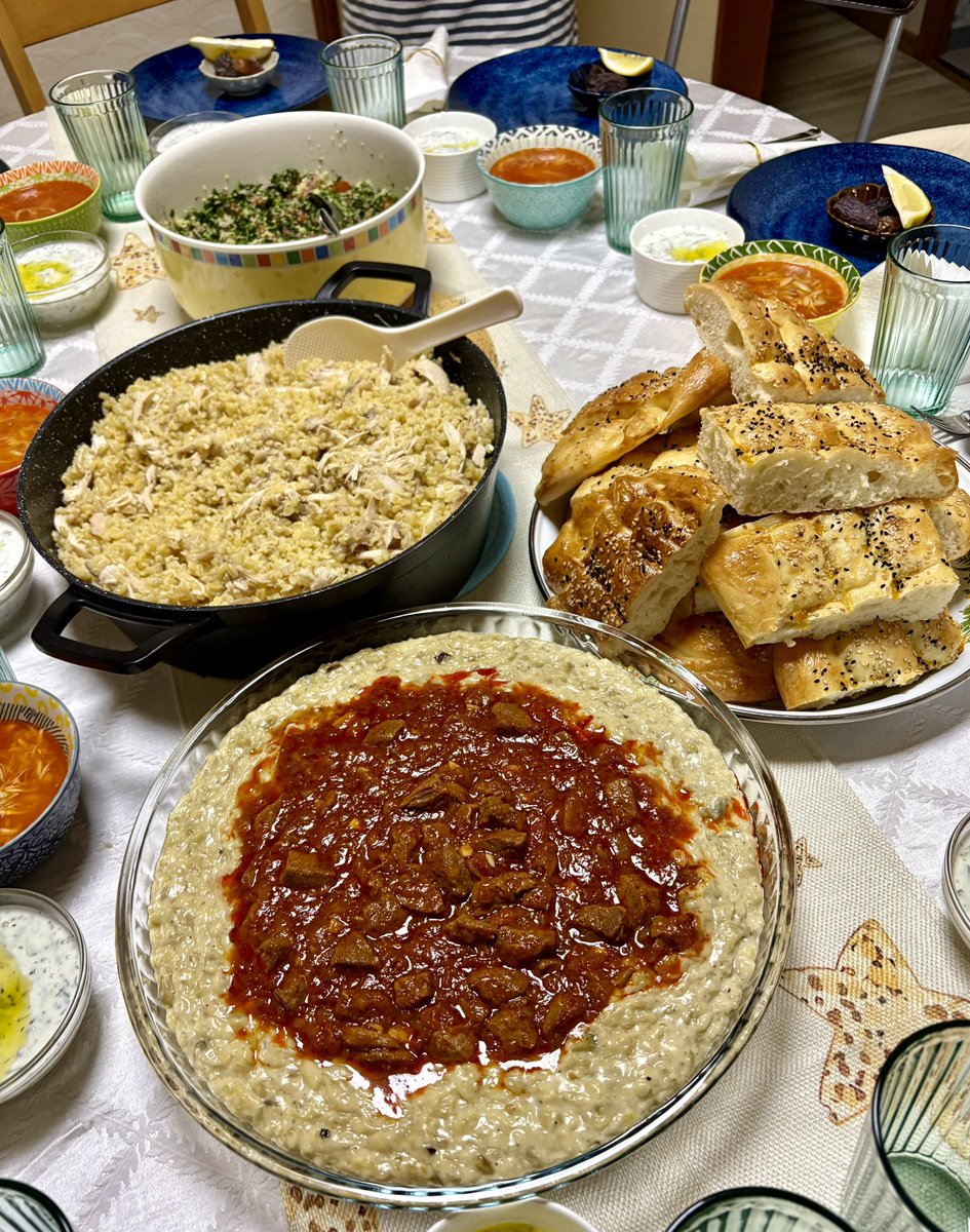 Ramadan 2026
今日のレッスンは今年のラマダンの最終回となるイフタール作りでした。
皆で作り、皆で食べました🌙

来年も元気でラマダンレッスンを企画して、皆でイフタール作りして、断食明けができますように🤲

レッスン詳細とお申し込みは👇
linktr.ee/keyif