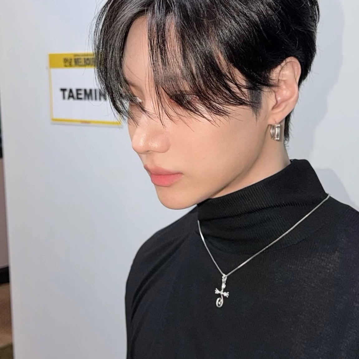 ไธ ๐๐๐. tweet media