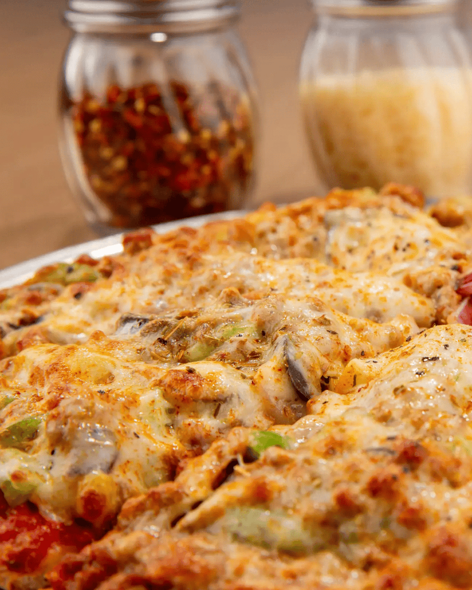 Happy National Pi Day! Celebrate 3.14 with your favorite circular creation = PIZZA! 🤩 Stop by today to celebrate Pi Day the right way! gaslightpizza.com