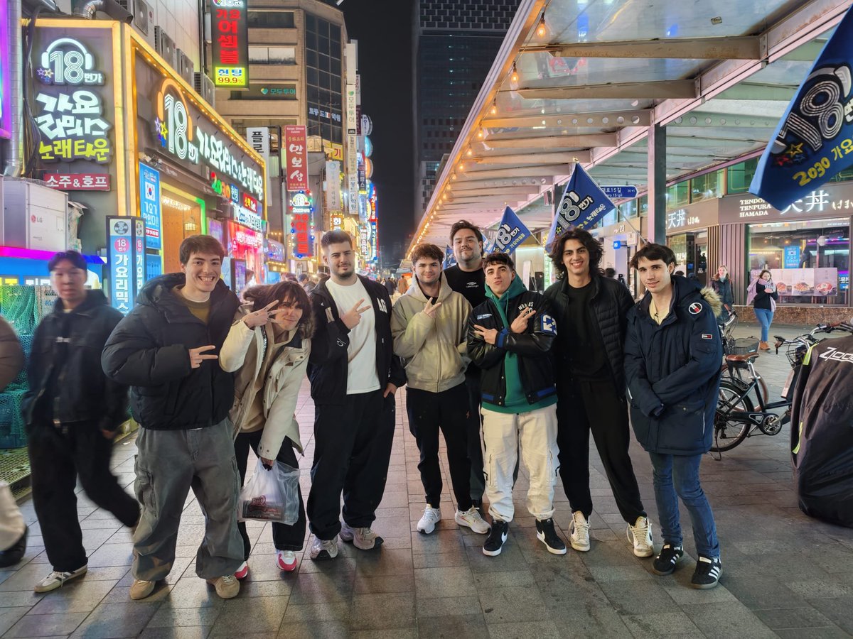 Spooky ElmilloR 🎃 tweet media