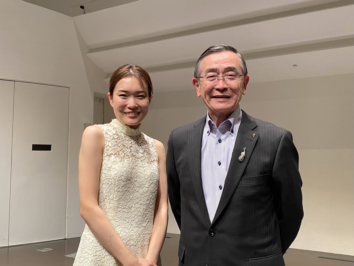 辻彩奈 Ayana Tsuji tweet media