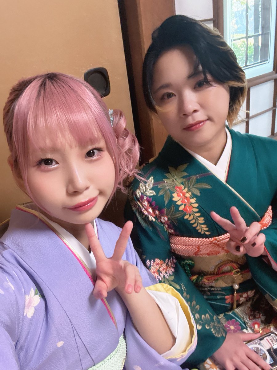 アイナスター tweet media