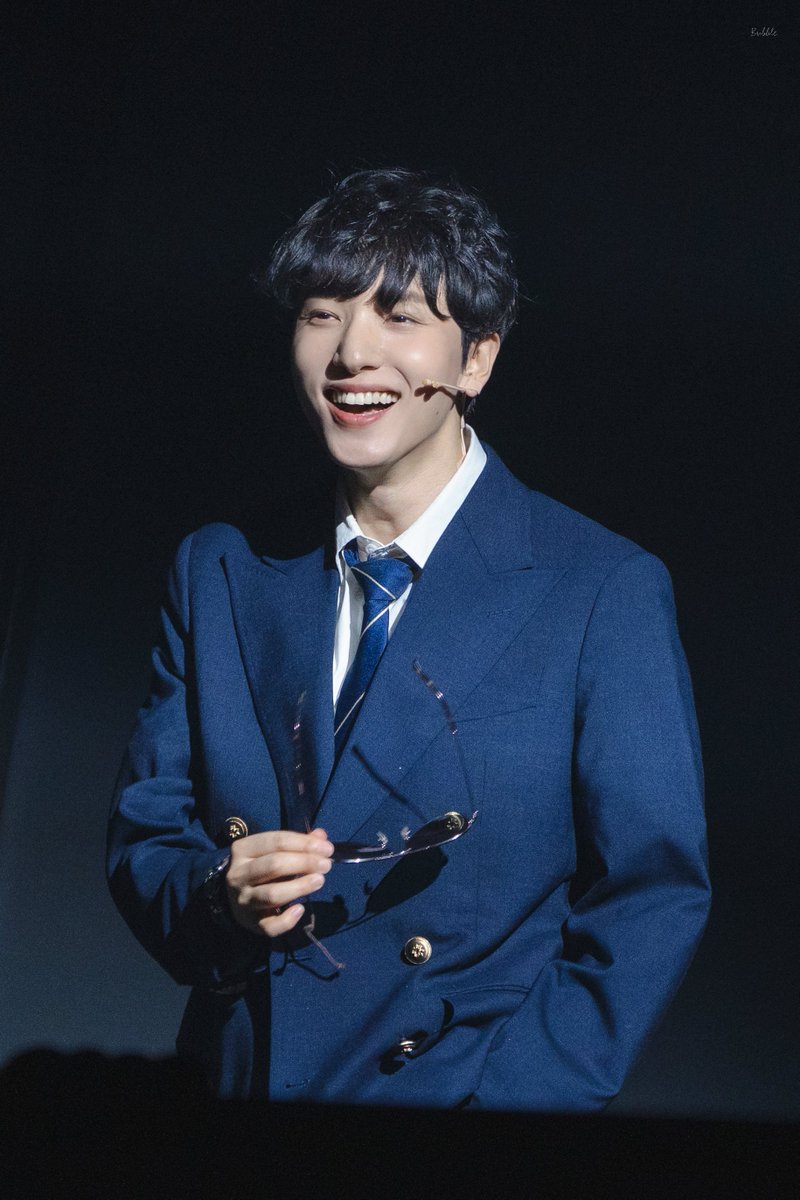 260313 라져 커튼콜 🕶✨️

디디 | #정휘