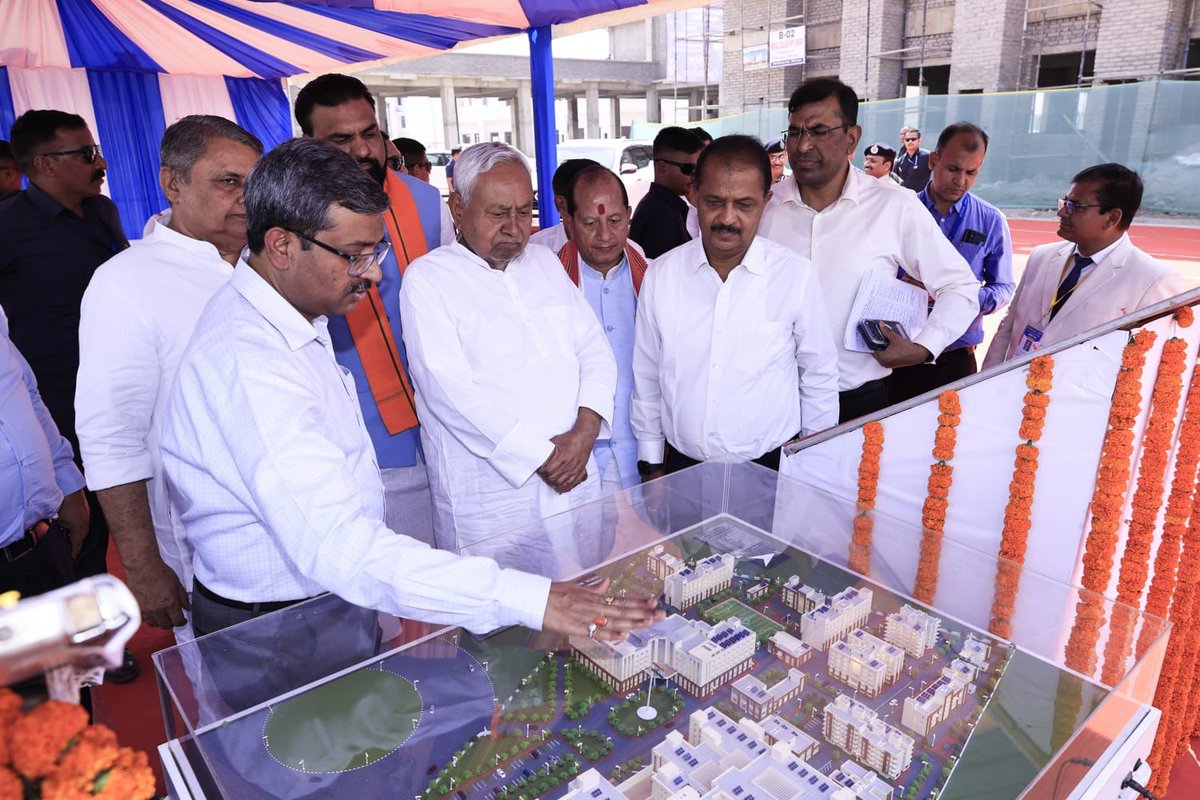 Nitish Kumar tweet media