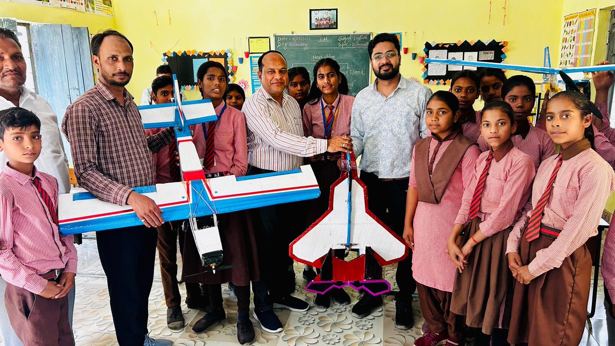 Sanjeev Sharma ,State AwardeeTeacher/SRG -Aligarh tweet media