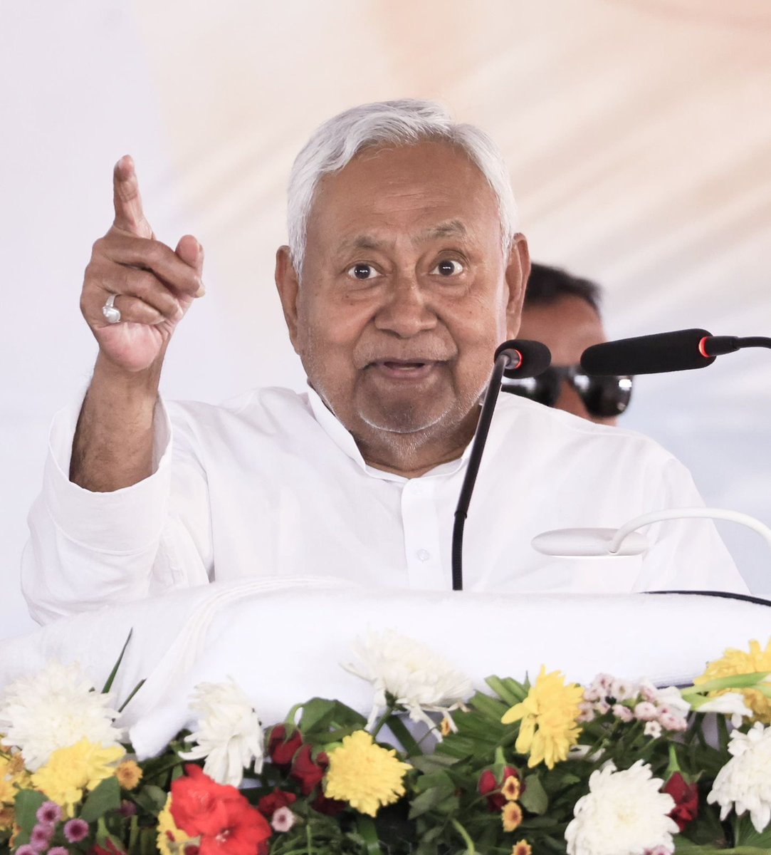 Nitish Kumar tweet media