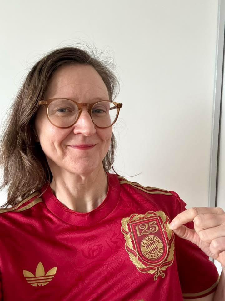 Bayern Red Ladies tweet media