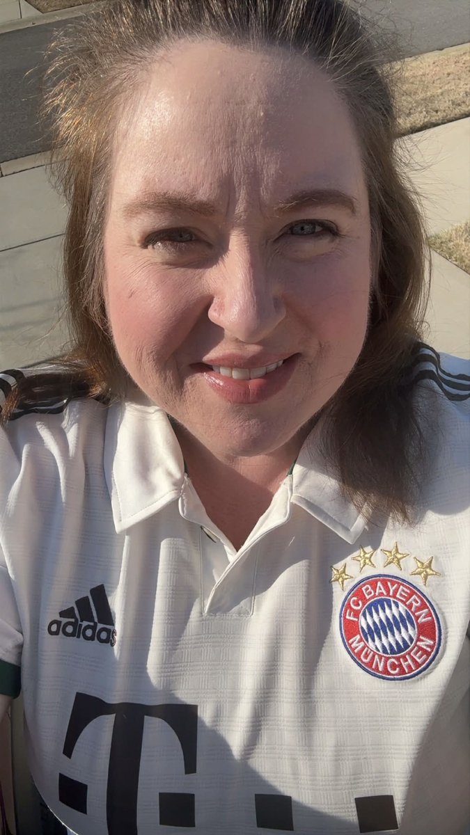 Bayern Red Ladies tweet media