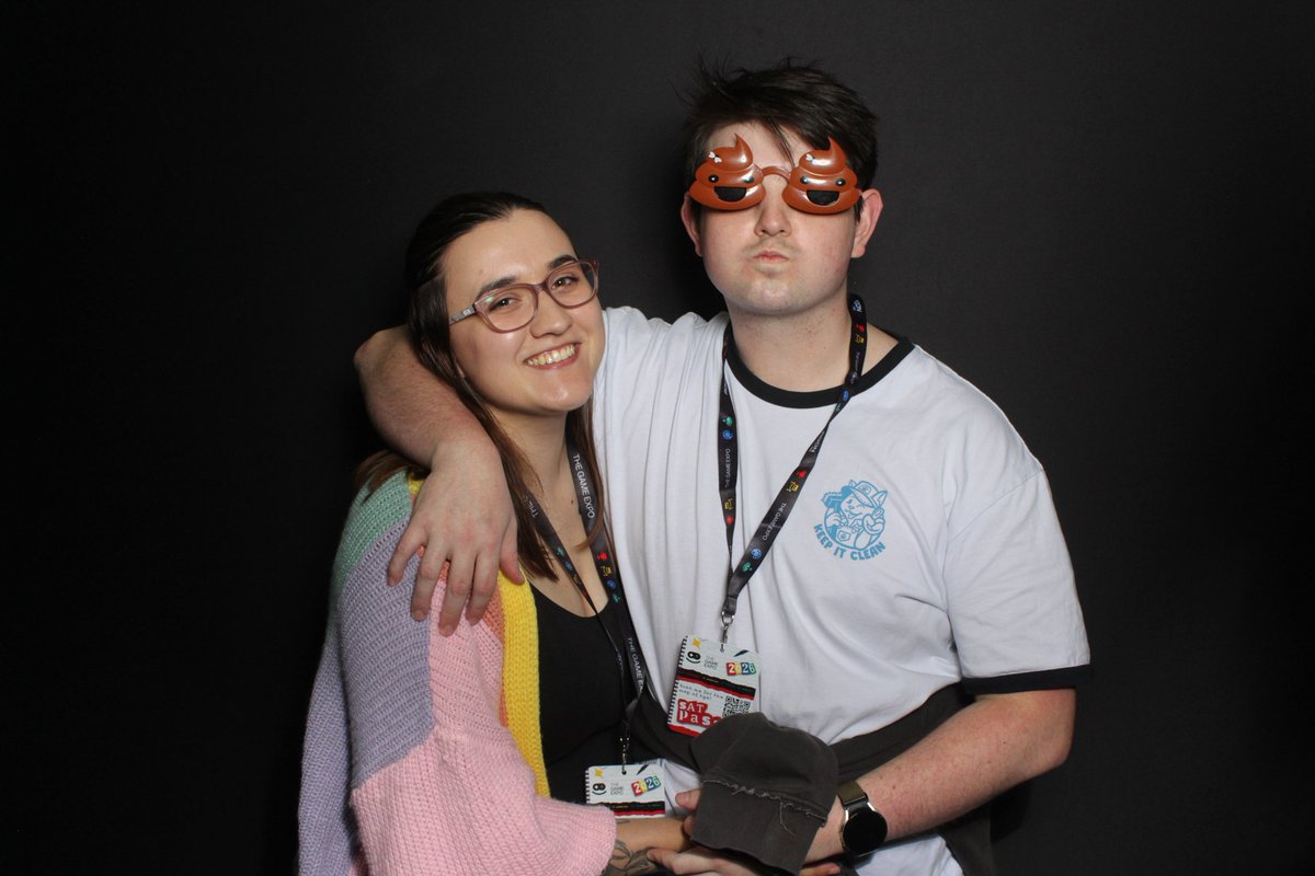 Blinkers tweet media