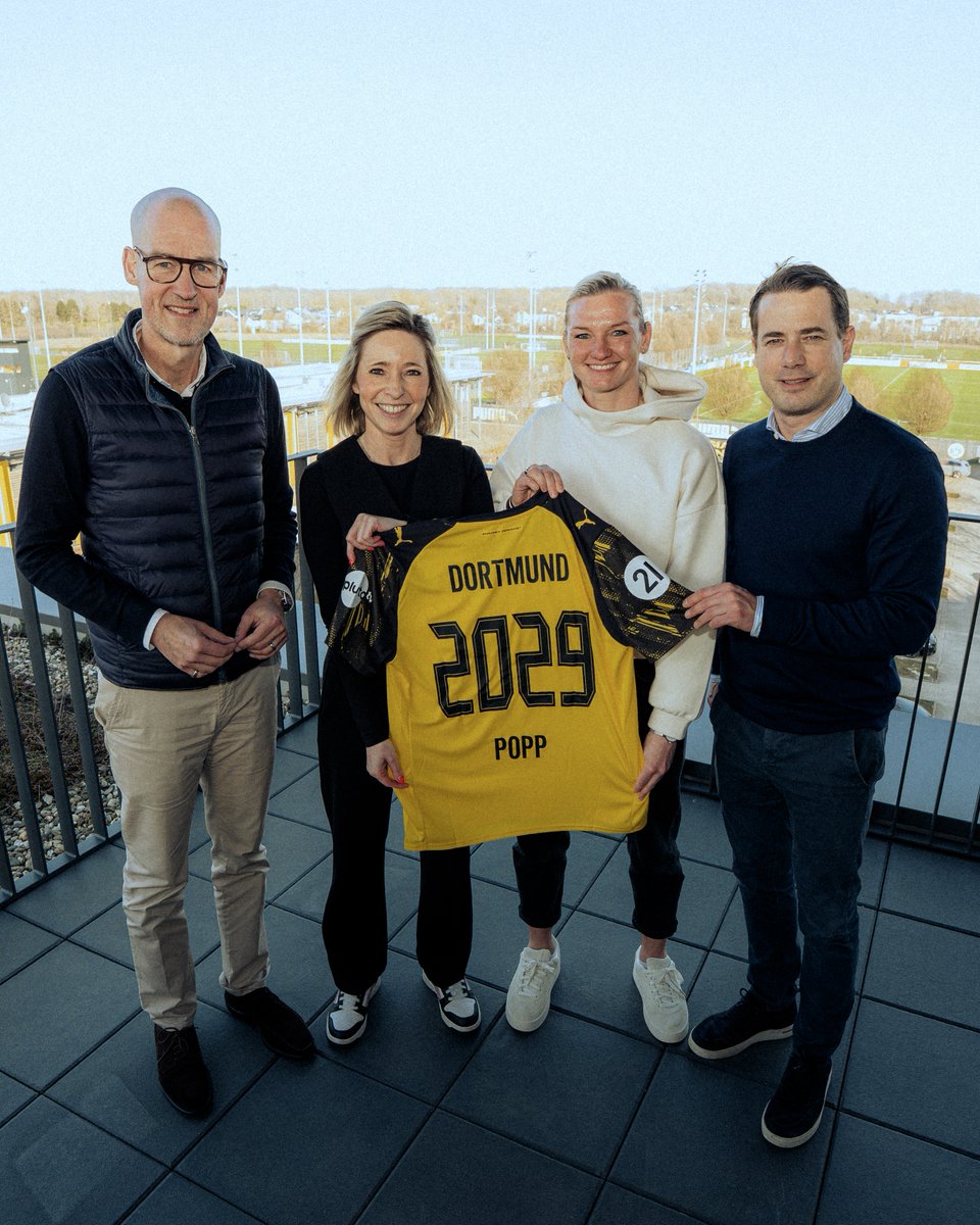 Borussia Dortmund tweet media