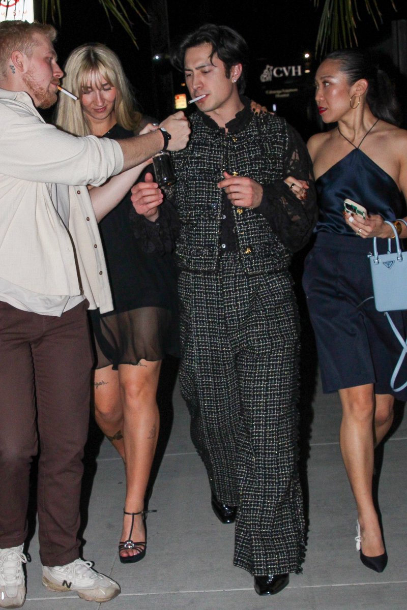 P🕯🍁🏒 tweet media