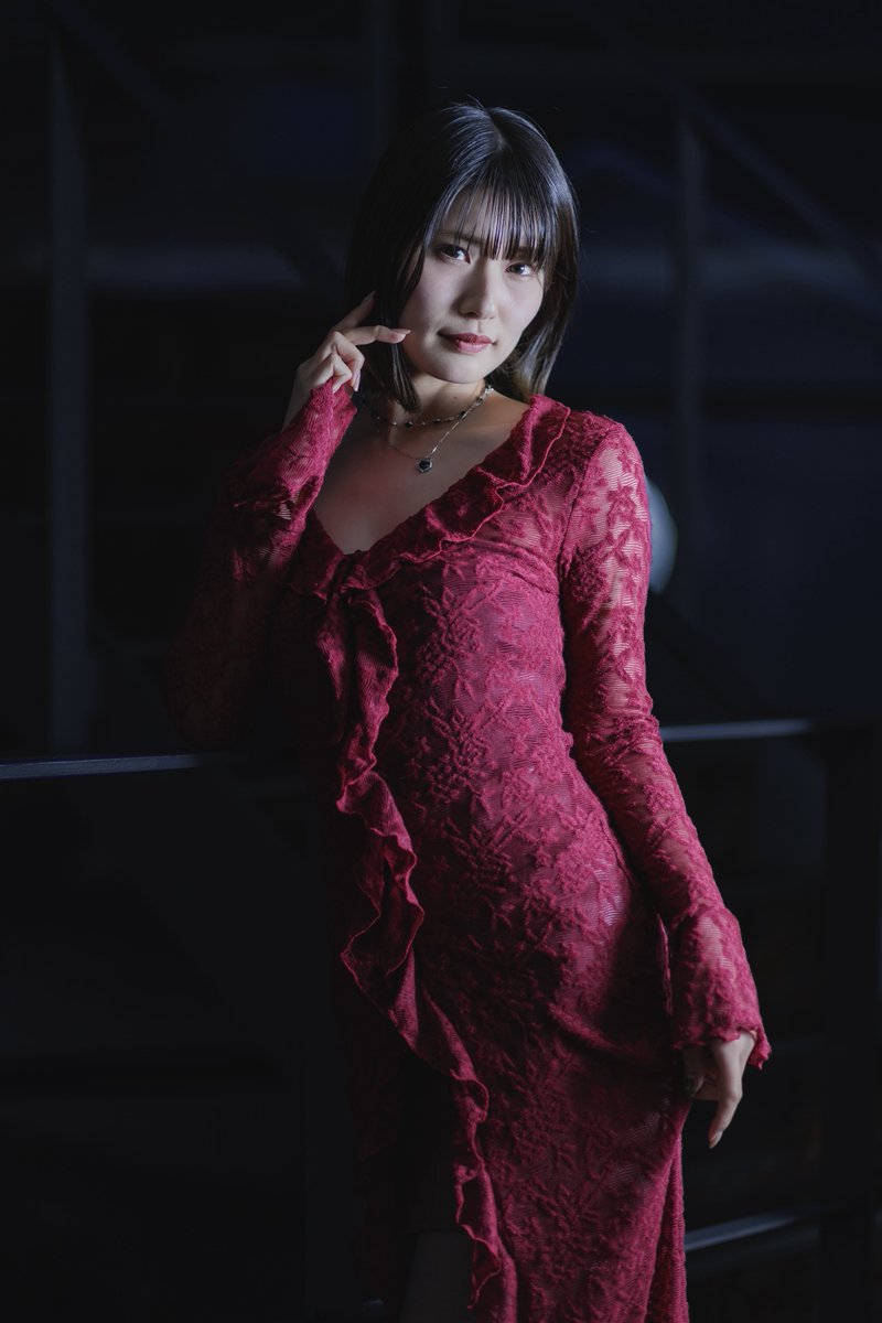 kondolabrujita's tweet image. She glows where the darkness begins.

model : 橘エマ🥀 @tachi_emma64

#FILLS撮影会 @FILLSphoto_info
#cinematicportrait
#portraitphotography
#moodyportrait
#dramaticportrait
#fineartportrait