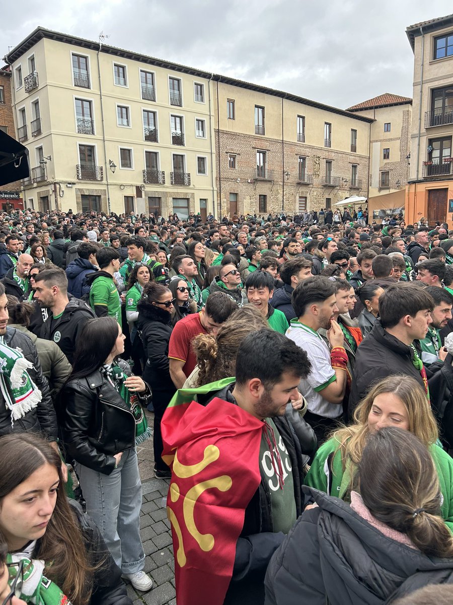 realracingclub's tweet photo. 🔥💚🔥

#CulturalRacing | #LaLigaHypermotion https://t.co/wMSttVC1kD