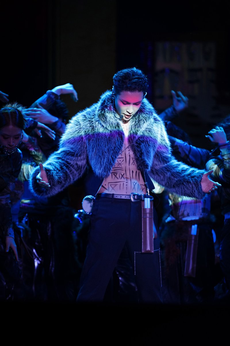 FastMRtHew's tweet image. Catch the electrifying live show tonight!  Grab your tickets now—last-minute spots available. Don’t miss the vibe! #LivePerformance #MustSee