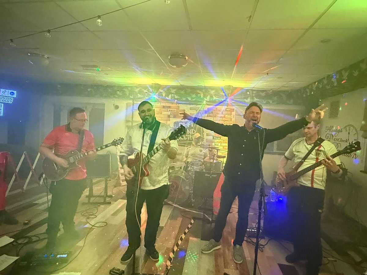 RIFIBAND's tweet photo. Few shot from our stand together launch party! https://t.co/05LfCHbhVq