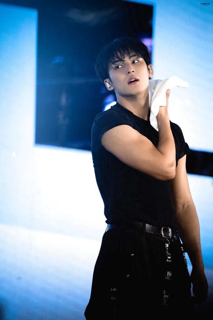 𝐏𝐡𝐚𝐧𝐭𝐨𝐦 𝟒𝟎𝟔 tweet media