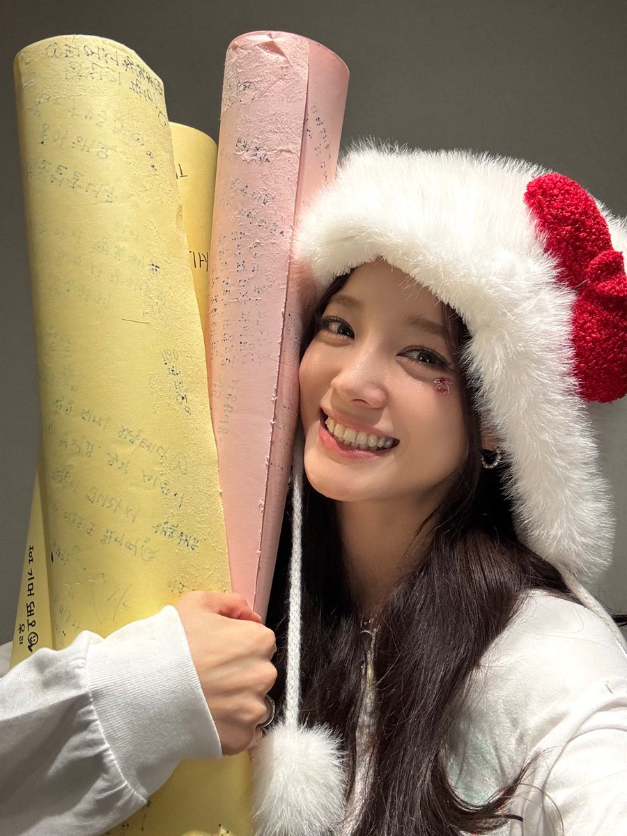 [#キム・セジョン]
2026 KIM SEJEONG FAN CONCERT <Tenth Letter> TO YOKOHAMA

日本で最後のコンサートを終えた
#セジョン の写真をお届け💌✨️

ツアーの最後を一緒にできてほんとに幸せでした🩷
SESANGにとって幸せな1日として残ってくれたら嬉しいです🫶🏻

#김세정 #KIMSEJEONG
#SEJEONG #セジョン