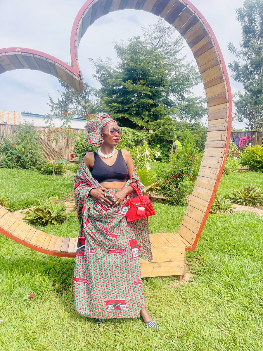 nelly nat Burundi tweet media