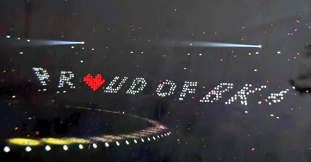 บิวกิ้น: วันนี้สีถูกต้องหมดเลย สุดยอดฮะ

PR❤️UD OF BK

#BILLKIN_FEELQUENCY_D2