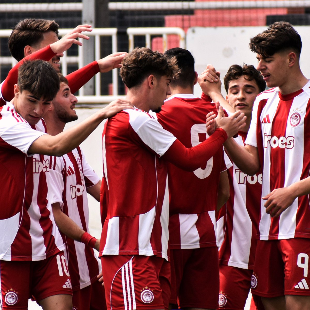 Olympiacos FC Academy tweet media