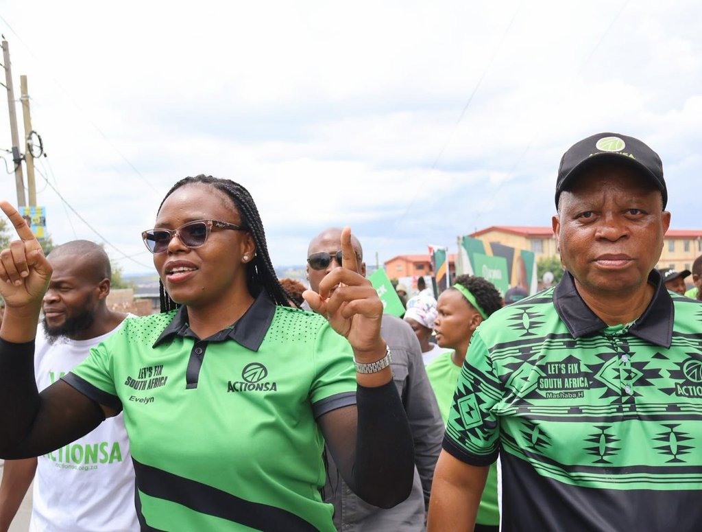 Evelyn Mondlana tweet media