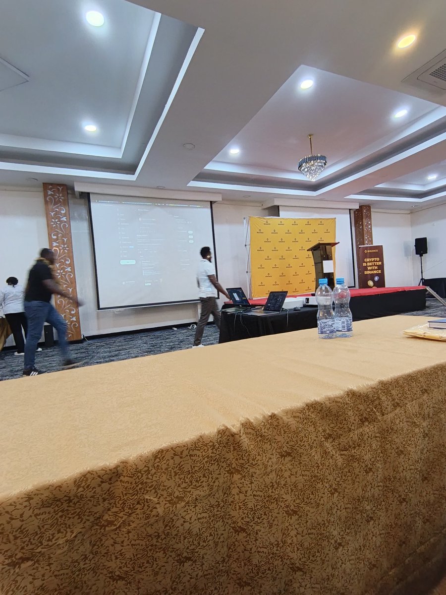 Gachobe_Benson's tweet photo. @BinanceAfrica can I take the laptop home together with the knowledge 🤣🥲 
#Binanceunlockafrica
#Binance https://t.co/QHmHFtyW0N