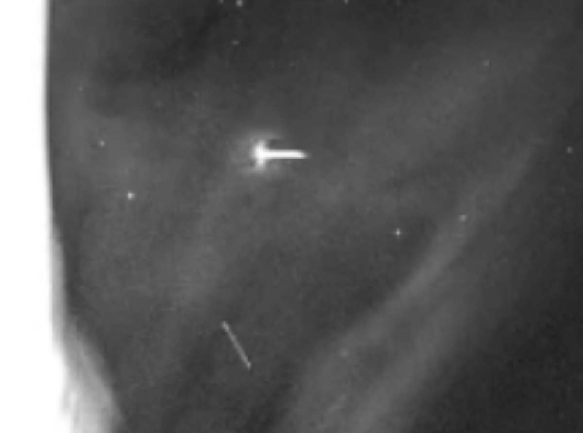 CrazySwedeX's tweet photo. Here's that object from earlier this week, but back in 2025-03-18 just zapping by GOES-19 on the coronagraph.
#SunWatch #SolarActivity #SpaceWeather
#UAP #UFO #3IATLAS https://t.co/WY45i05iKG