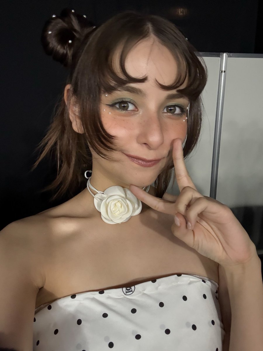 嵐 莉菜 tweet media