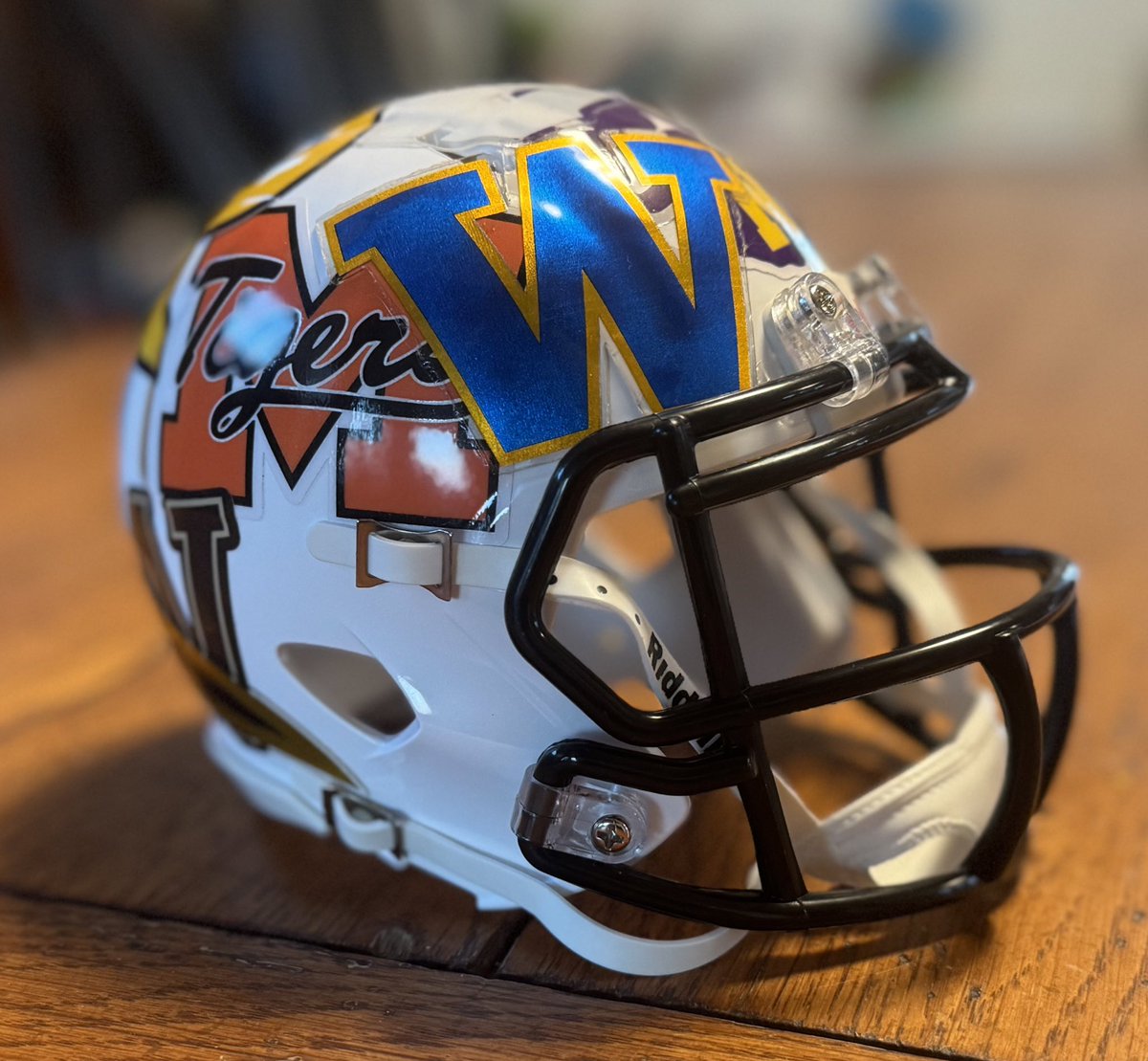 Matthewson’s Mini Helmets tweet media
