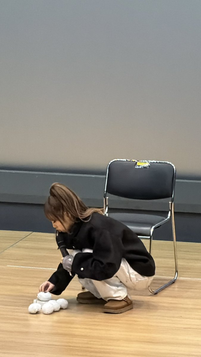 ꒰১곰໒꒱ tweet media