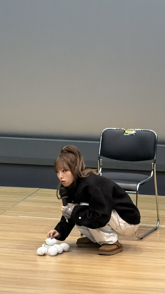 ꒰১곰໒꒱ tweet media