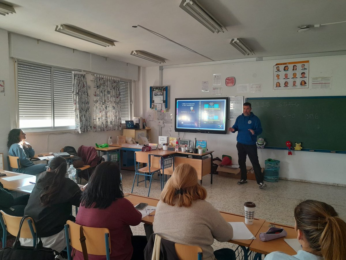 Patios Y Parques Dinámicos tweet media