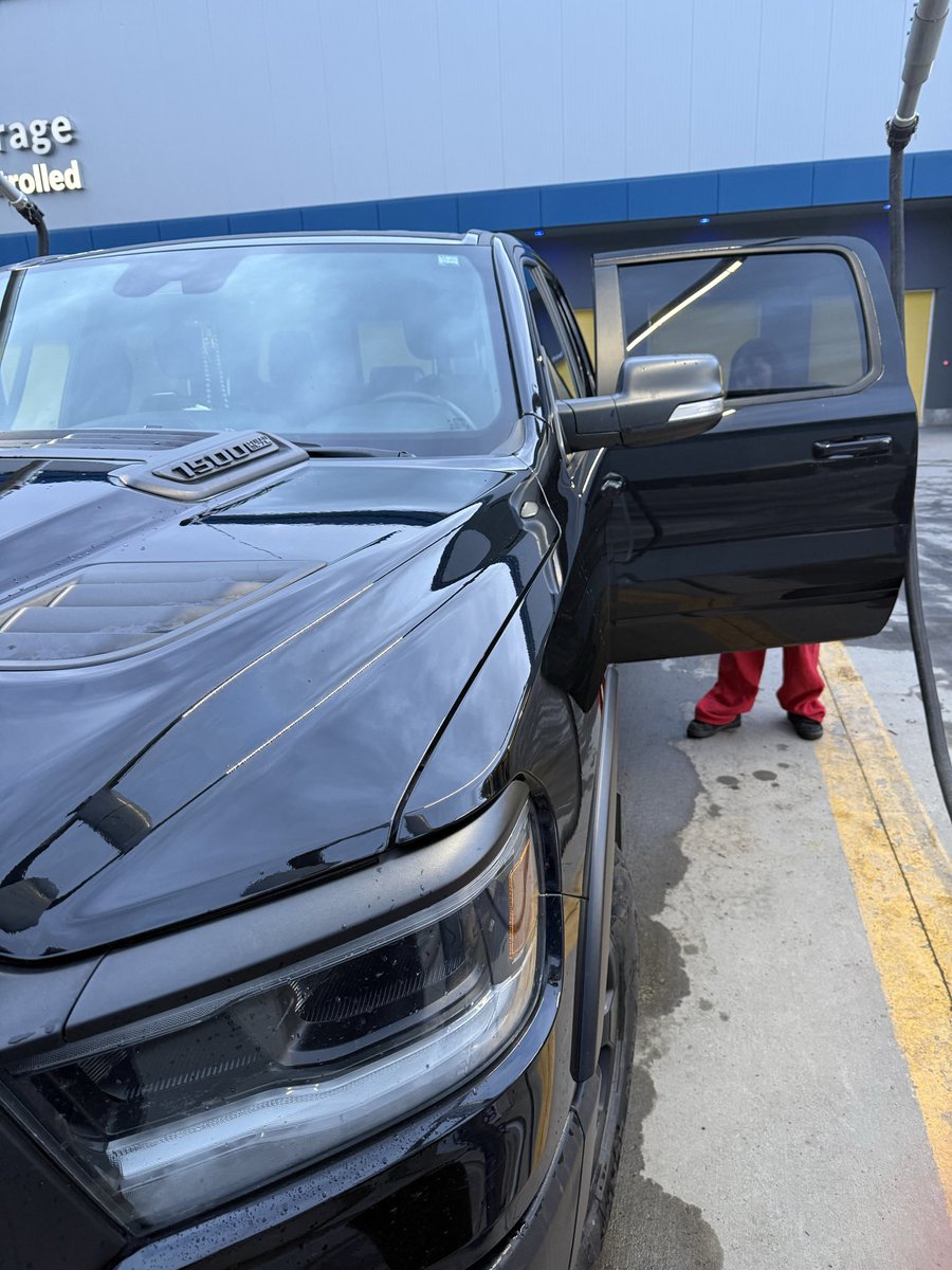 KanahusFreedom's tweet image. Spending the day with family. I  am co-organizing 2 gatherings this year, one in San Francisco Bay Area mid May 2026 building solidarity and resistance to extreme oil on #Indigenous lands and gathering in Toronto Sept 2026 to honor my late father #ArthurManuel and his legacy: