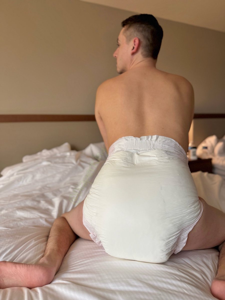 I’m practically begging daddy to notice how big my diaper is.