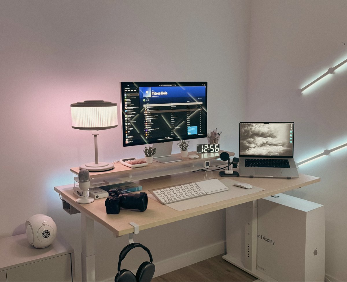 Powlisher tweet media