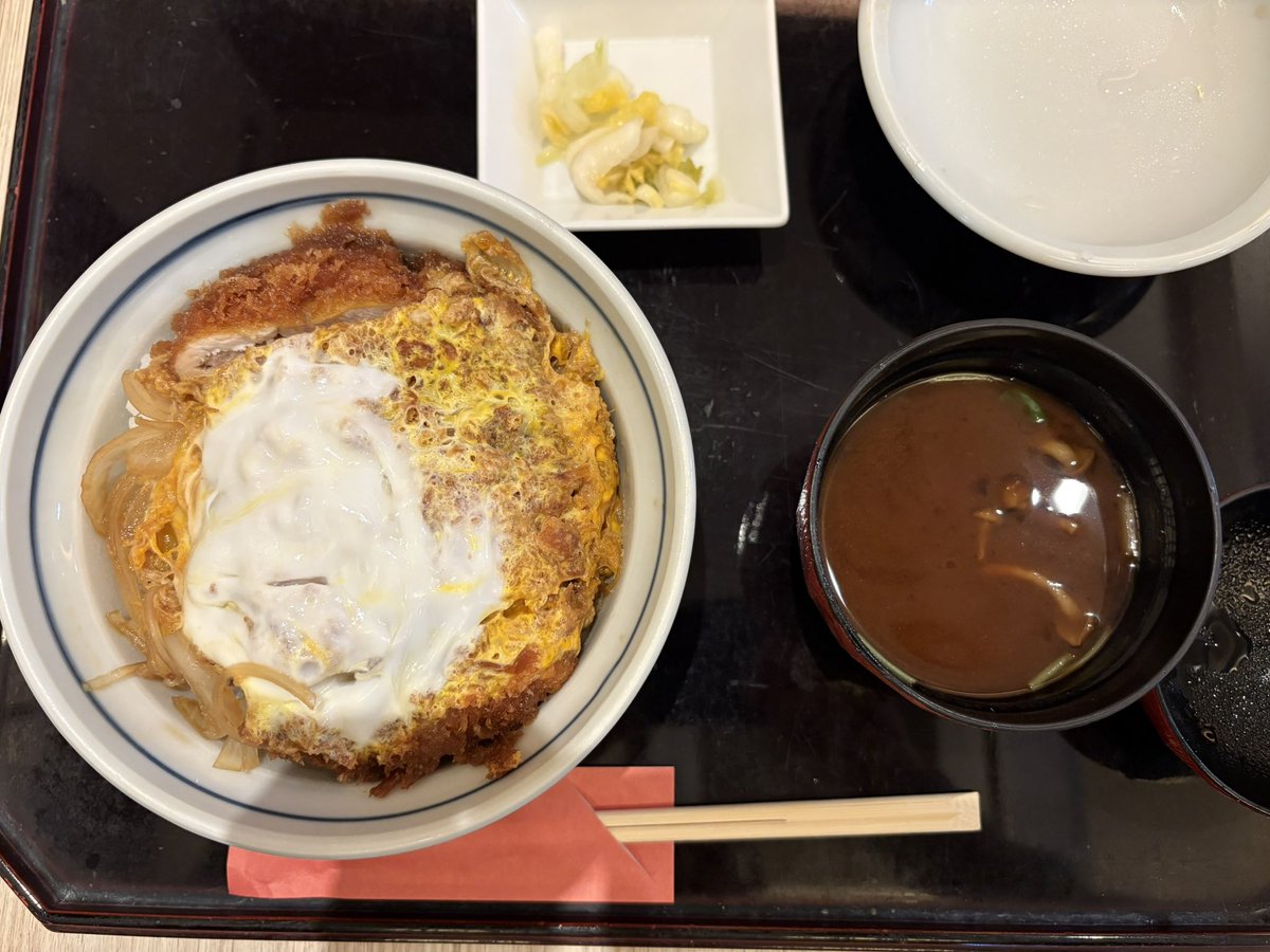 bearJug's tweet photo. 今日の外食ランチ
多津美
カツ丼
#ランチ
#カツ丼 https://t.co/DBCiFyLlyY
