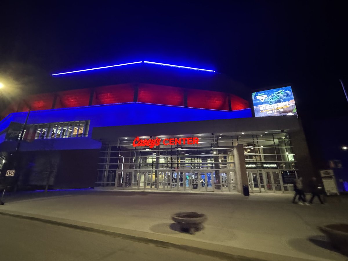 Pella Basketball tweet media