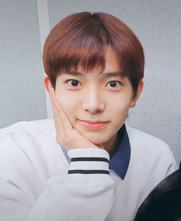 Samvbgc's tweet photo. We demand that HEESEUNG remains fully part of ENHYPEN, and we will continue to hold @BELIFTLAB accountable for any actions that threaten the group's identity and integrity.

DO NOT EXPLOIT THE LEGACY OF ENHYPEN
#BEACCOUNTABLE_BELIFT
#ENHYPEN_IS_SEVEN 
#HEESEUNG_STAYS https://t.co/7i2qWBQQIE