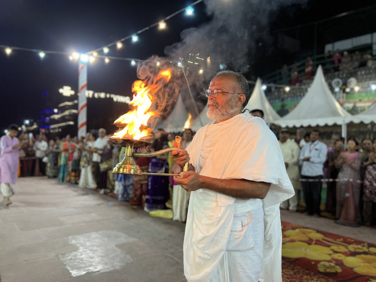 Rishikeshdham's tweet photo. Memory of 14.03.2026 Daily #GangaAarti at Shree Swaminarayan Ghat with Mediation. Since 2002 | Managed by Rishikesh Dham  👤Co-founder: Shree Sunil Bhagat  📷#SpiritualIndia #SunilBhagat #RishikeshDham #ganges https://t.co/xObh2CGmMn