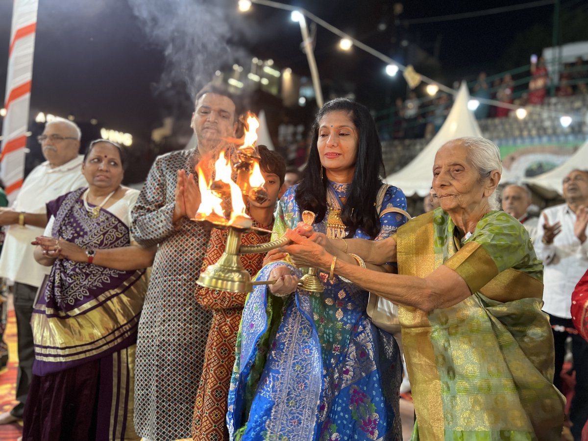 Rishikeshdham's tweet photo. Memory of 14.03.2026 Daily #GangaAarti at Shree Swaminarayan Ghat with Mediation. Since 2002 | Managed by Rishikesh Dham  👤Co-founder: Shree Sunil Bhagat  📷#SpiritualIndia #SunilBhagat #RishikeshDham #ganges https://t.co/xObh2CGmMn