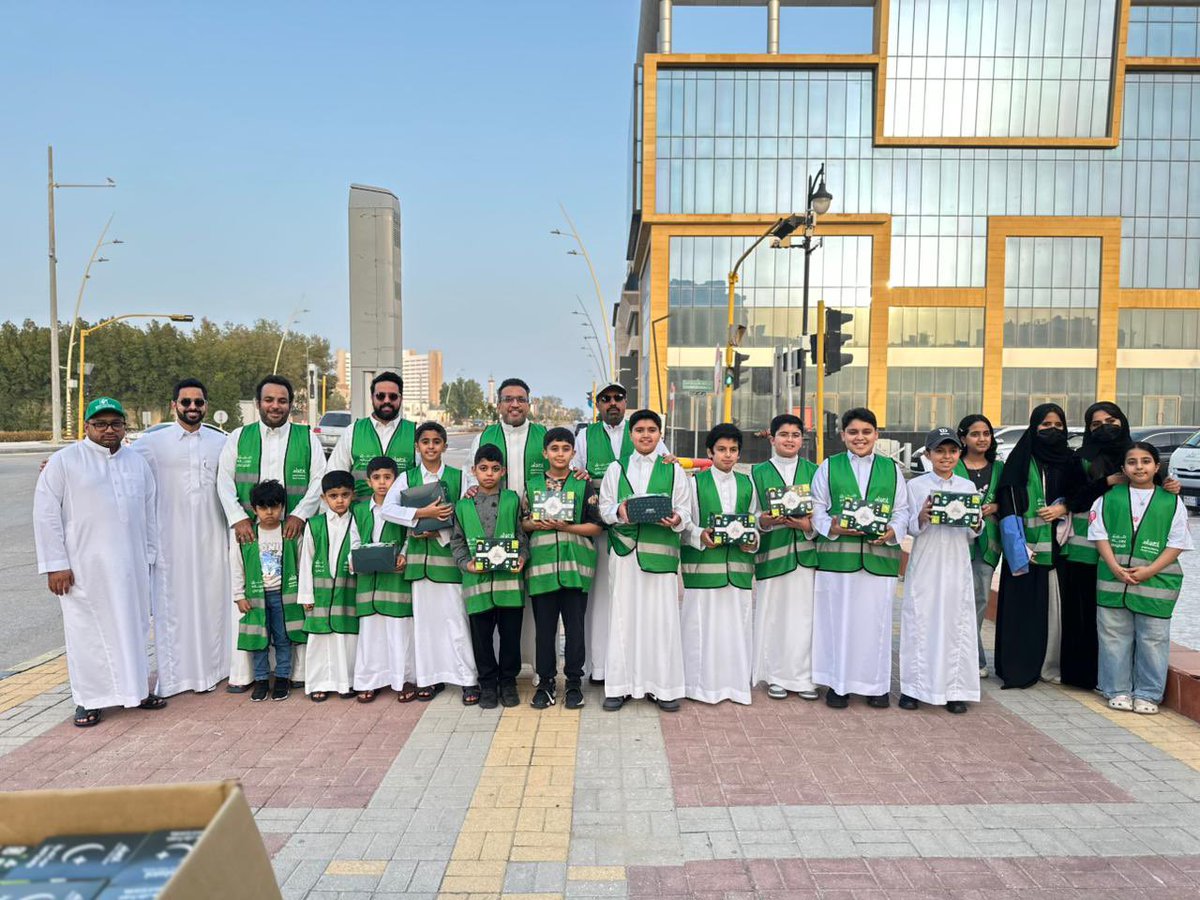 إطعام tweet media