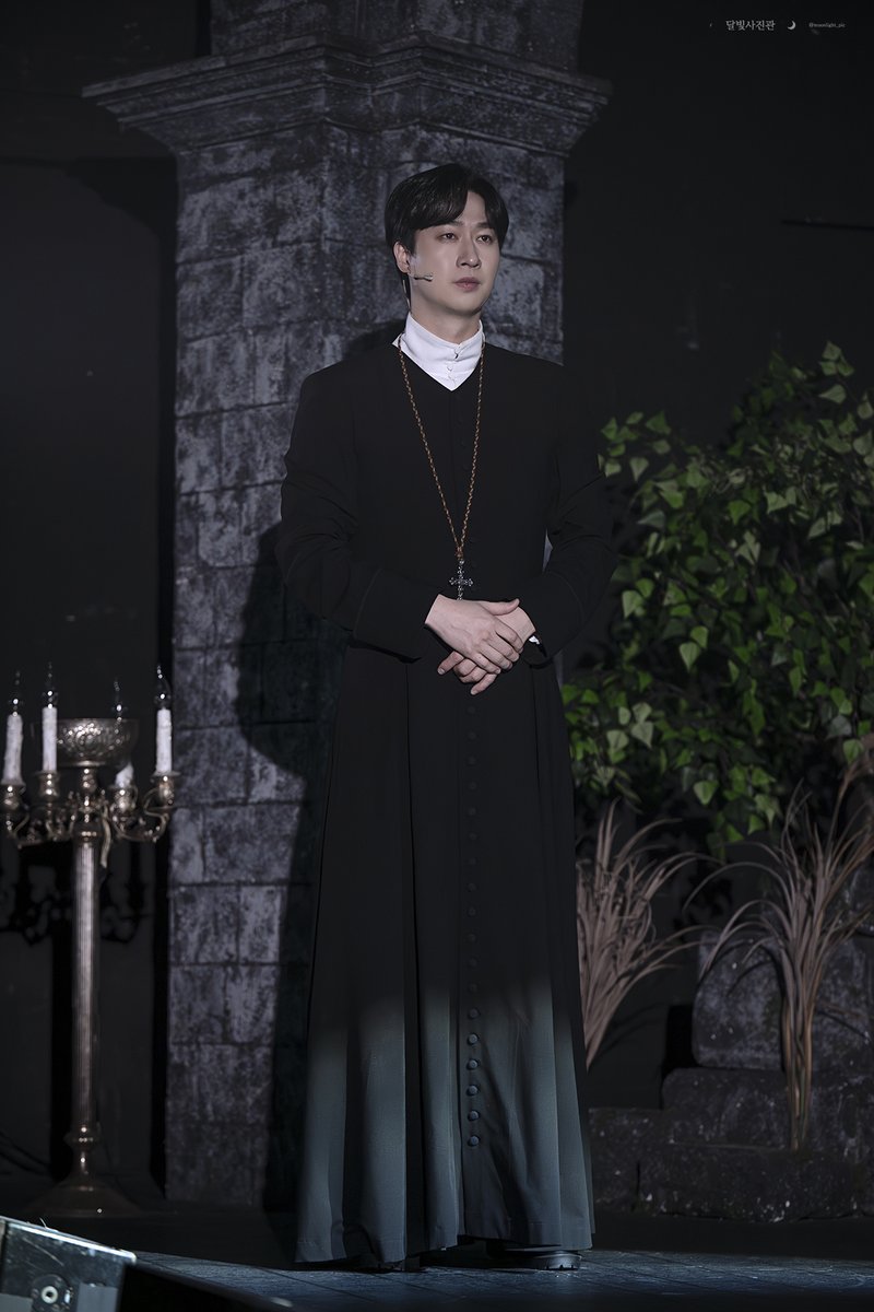 달빛사진관🌙 tweet media